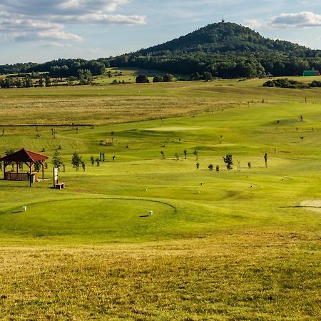 Golf Resort Ceska Lipa Novy Bor Ngoại thất bức ảnh