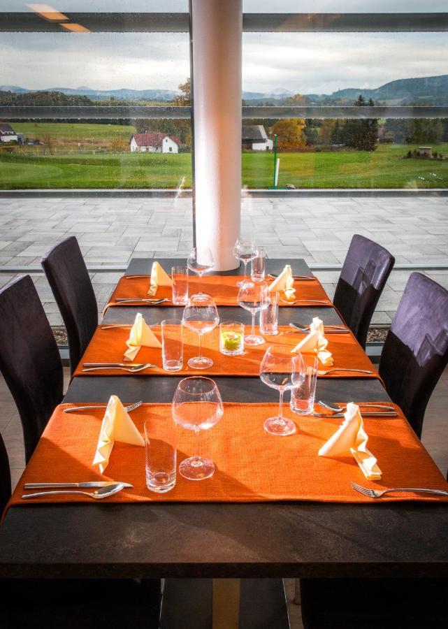Golf Resort Ceska Lipa Novy Bor Ngoại thất bức ảnh